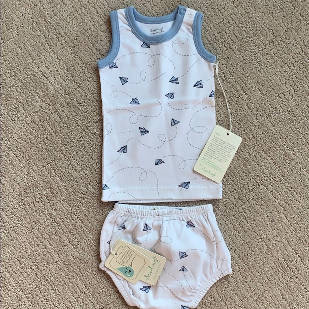 Sapling Child Paper Plane set NWT